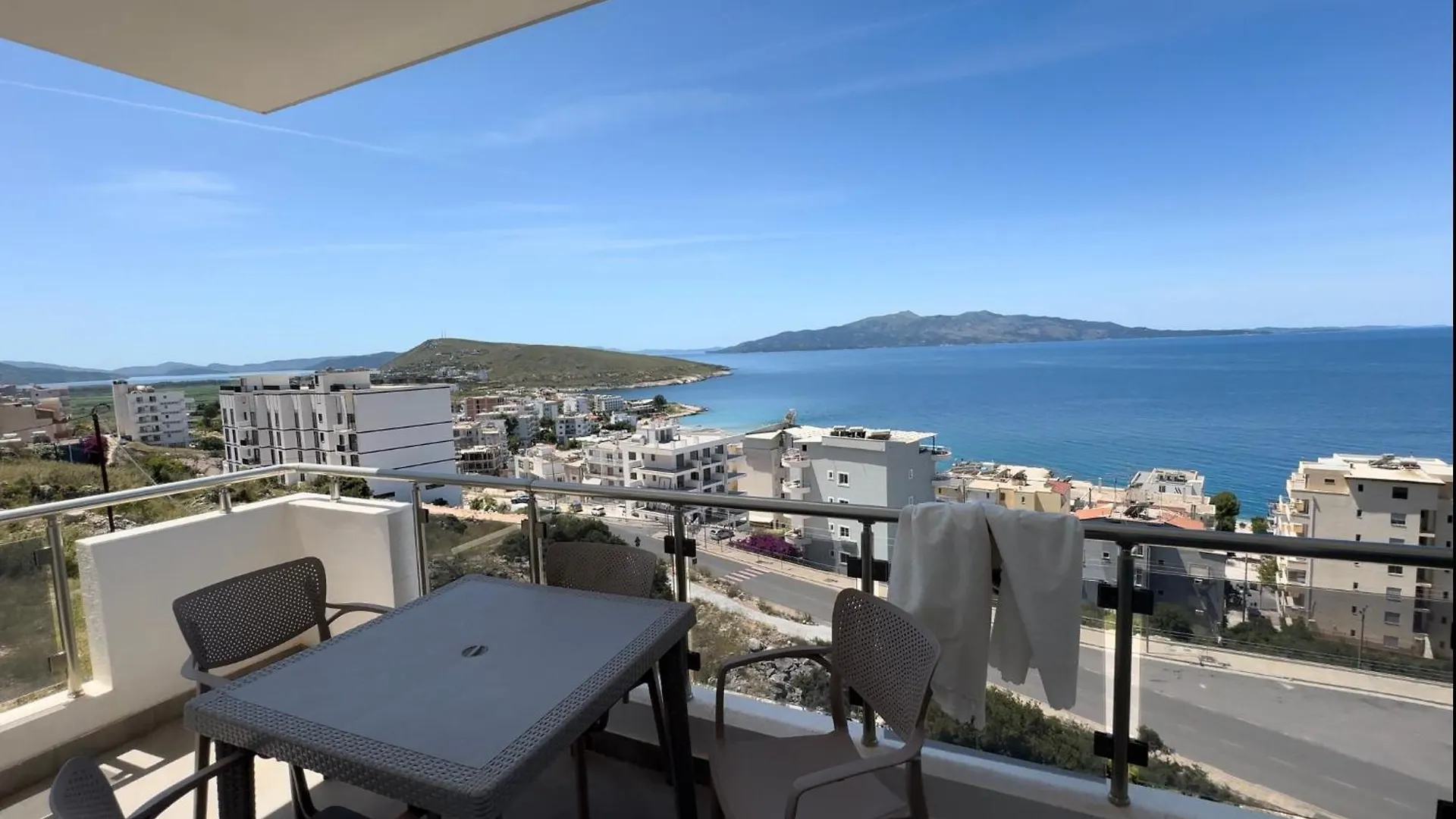 Melinas Sea View Apartments Sarandë