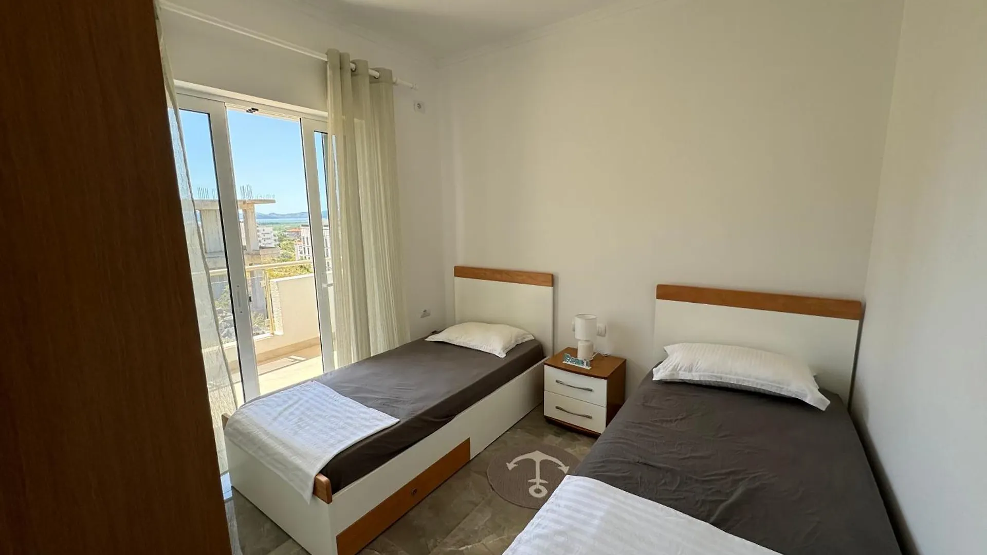 Melinas Sea View Apartments Sarande