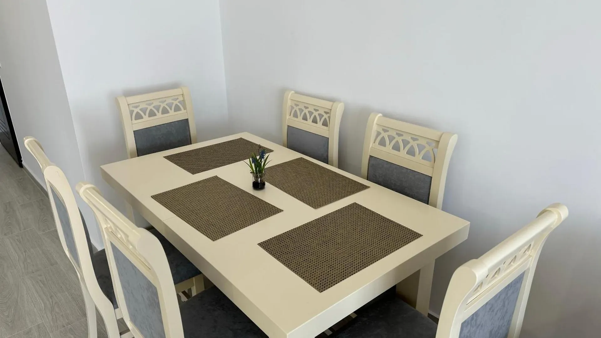 Melinas Sea View Apartments Sarande