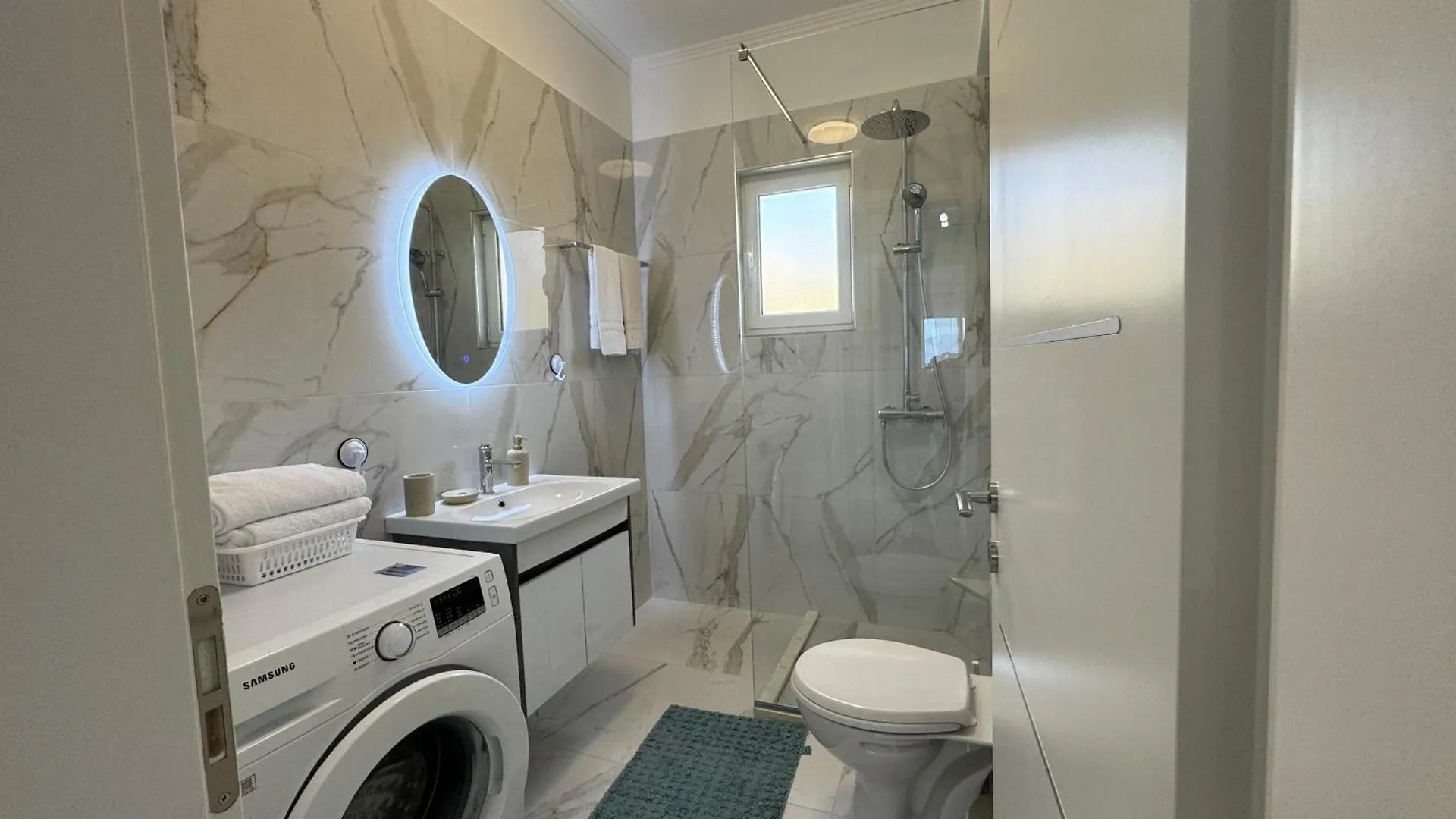 Melinas Sea View Apartments Sarande
