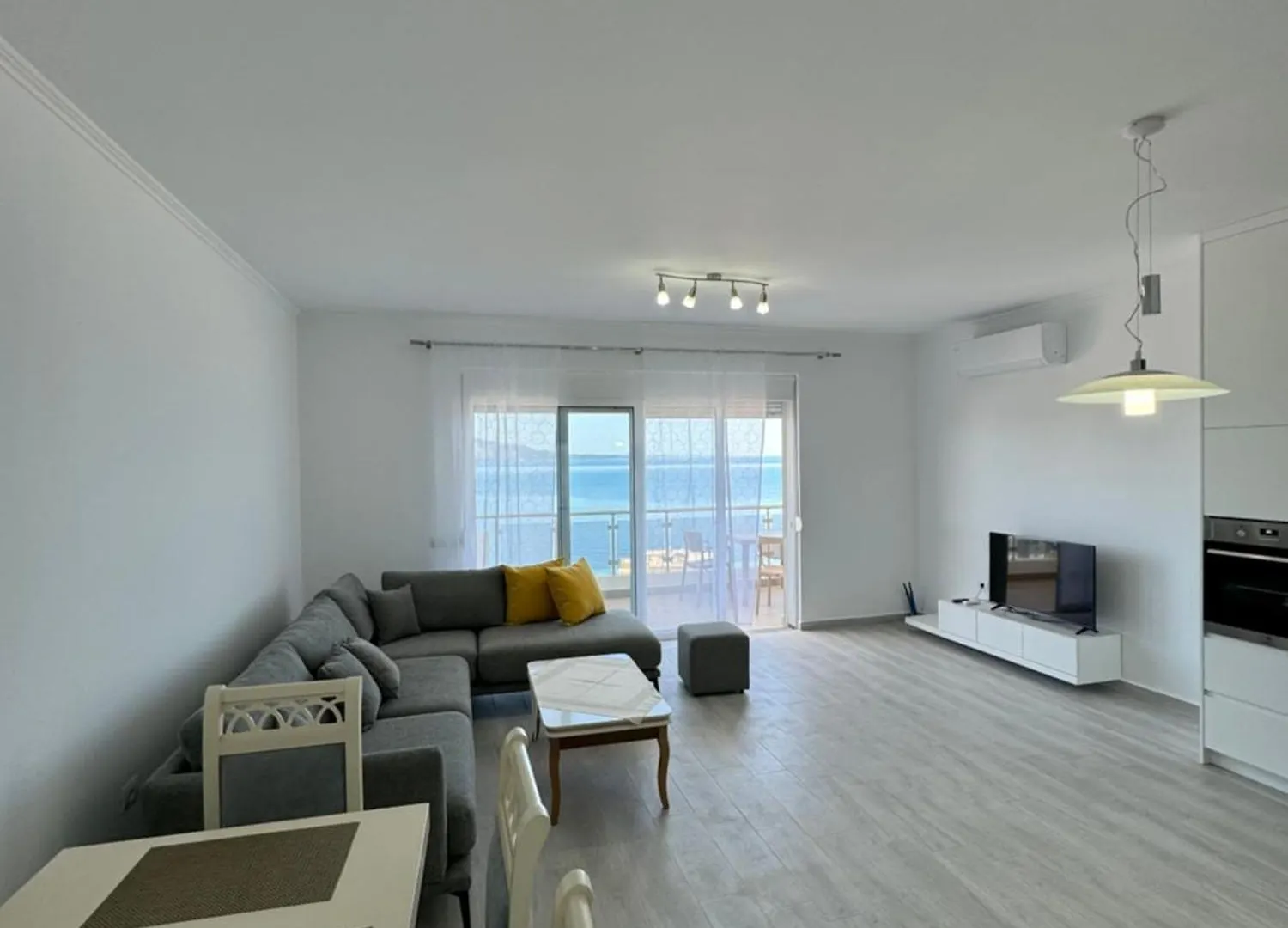 Melinas Sea View Apartments Sarande Albania