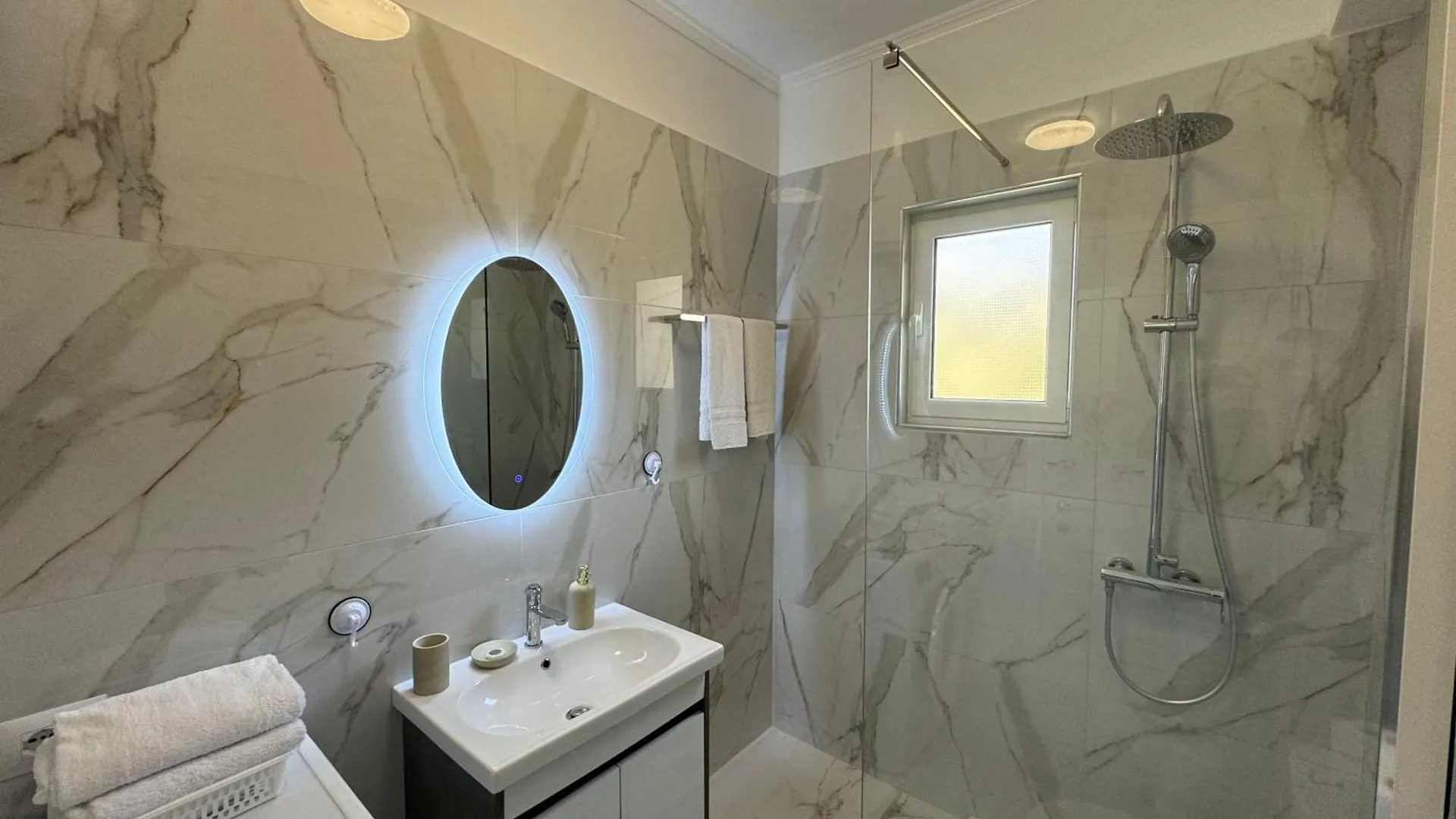 Melinas Sea View Apartments Sarande