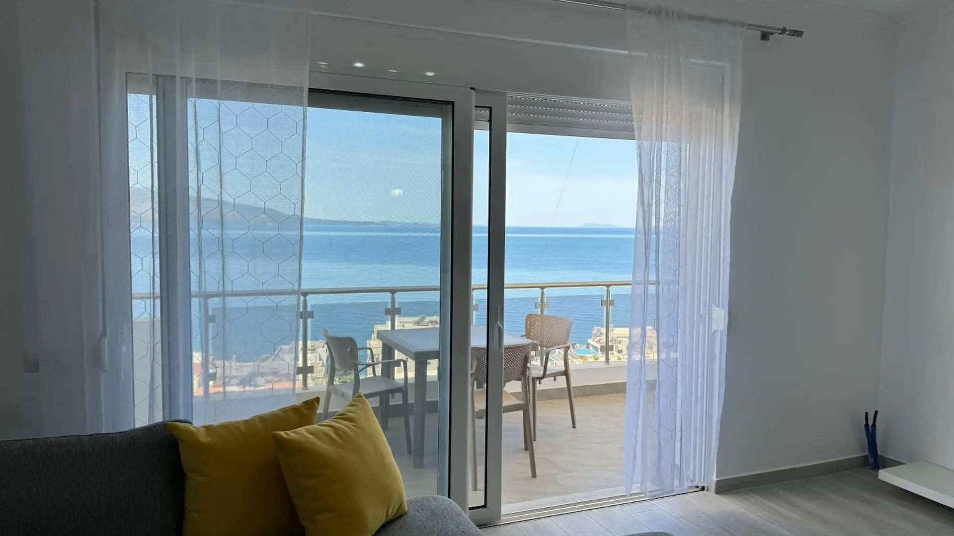 Melinas Sea View Apartments Sarande Albania