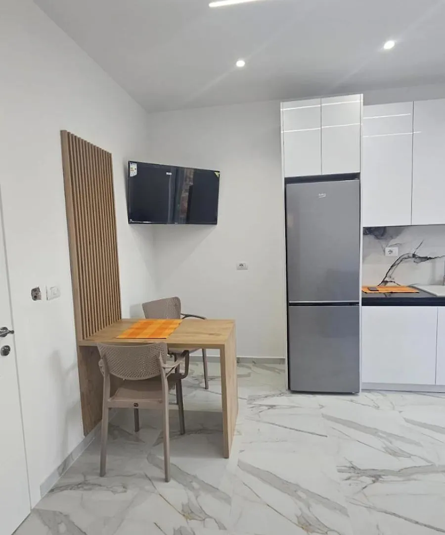 Melinas Sea View Apartments Sarande